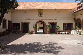 Uno de los patios de la casa de los hermanos Zudañez hoy colegio Alemán