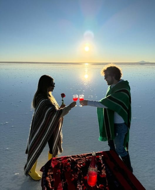 uyuni-salt-flats-tour-sunset