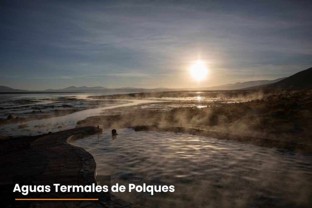 Aguas Termales de Polques en la Reserva Eduardo Avaroa, Bolivia