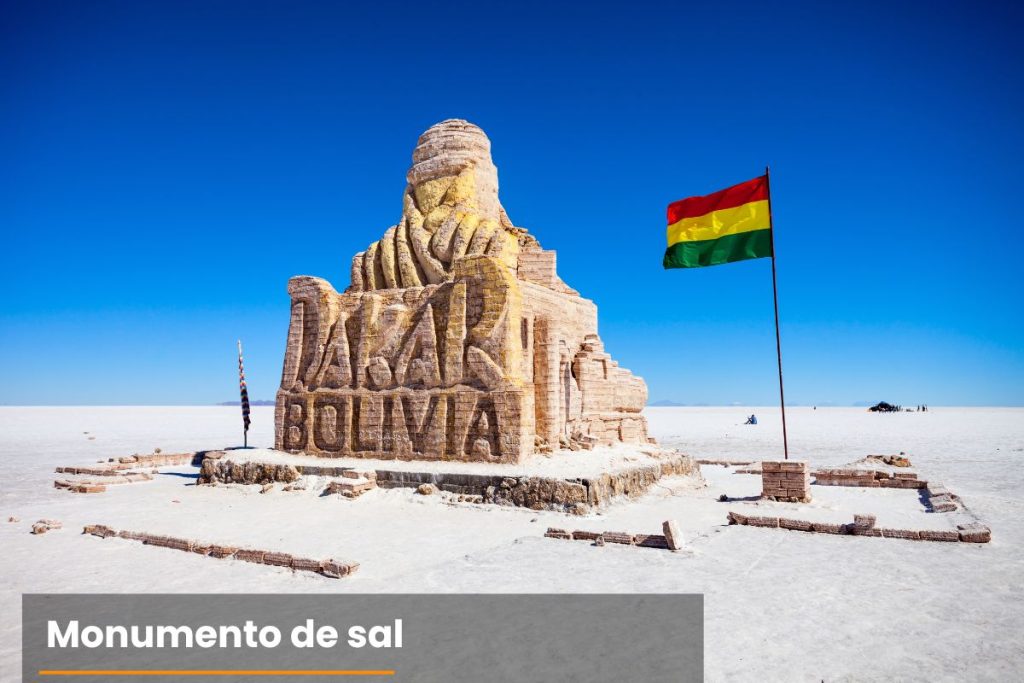 Esculturas de sal en el Salar de Uyuni, Bolivia