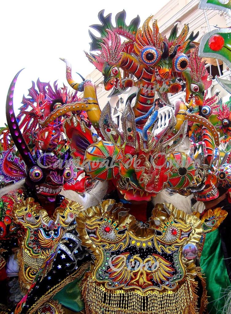 Danzantes de la Diablada en el Carnaval de Oruro