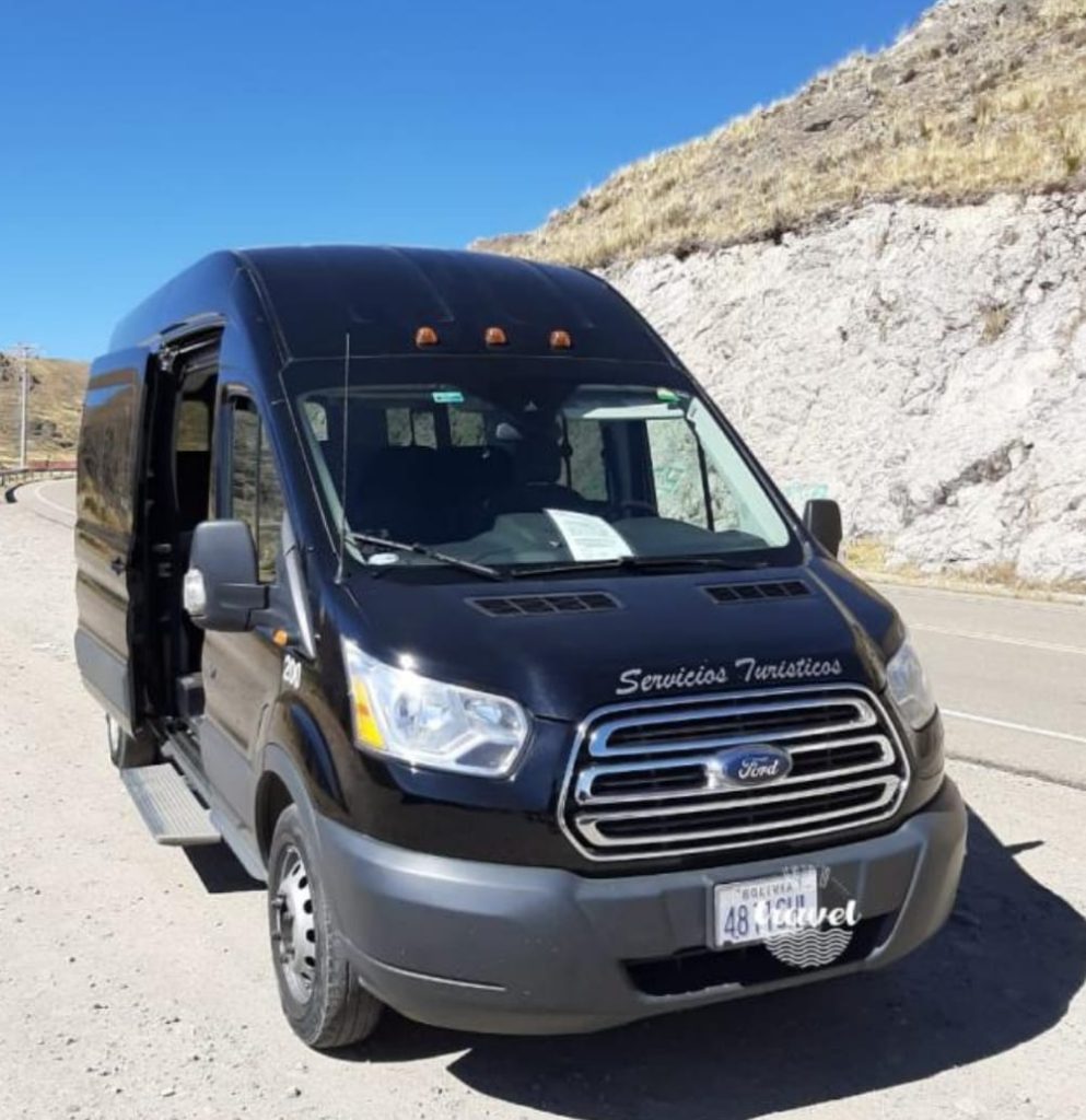 Heated Premium tourist vehicle for the Oruro Carnival tour