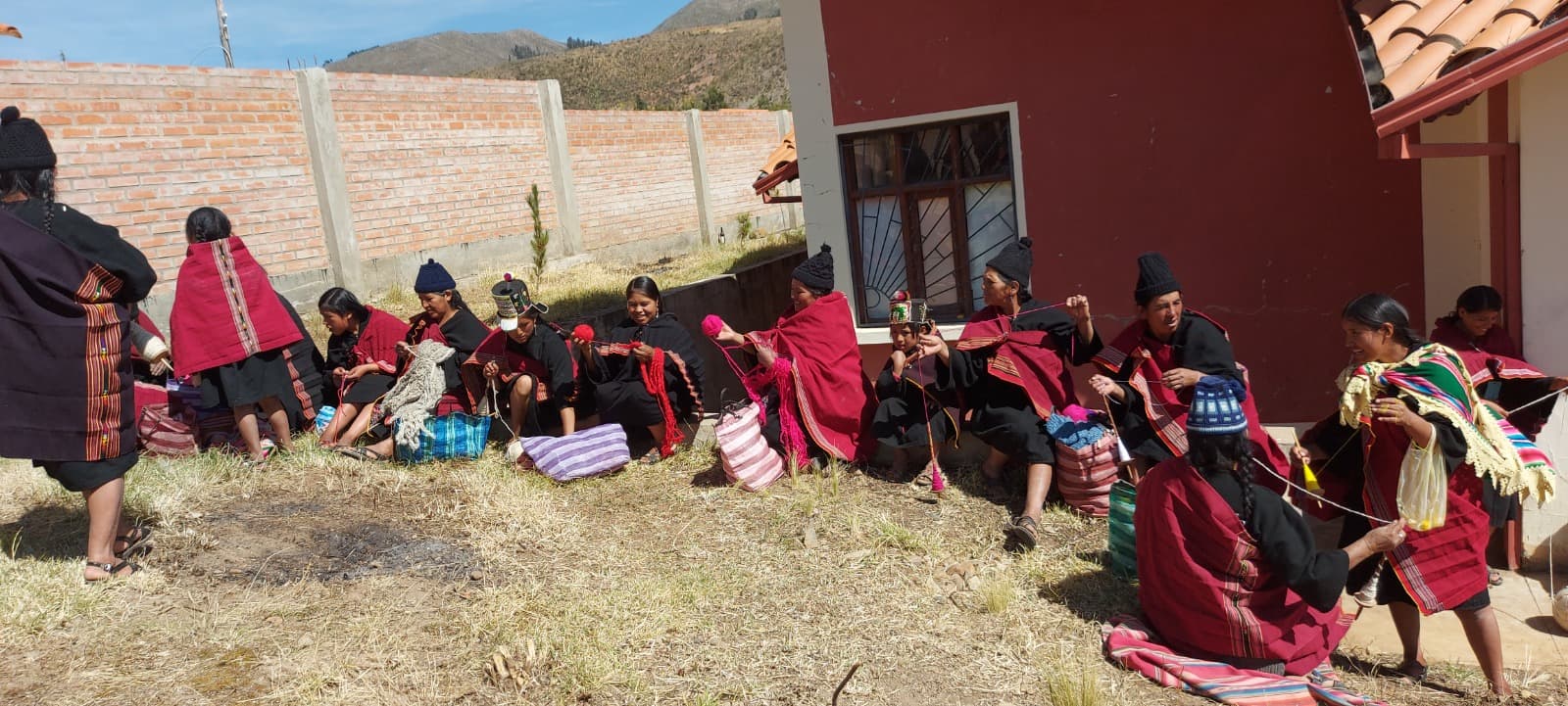 Traditional textile activity in Puka Puka, Chuquisaca